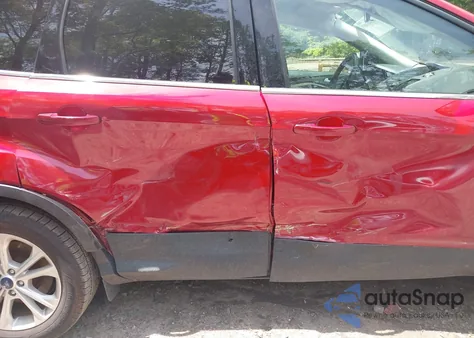 2018 Ford Escape Se from USA, damaged, VIN 1FMCU9GD6JUB66561